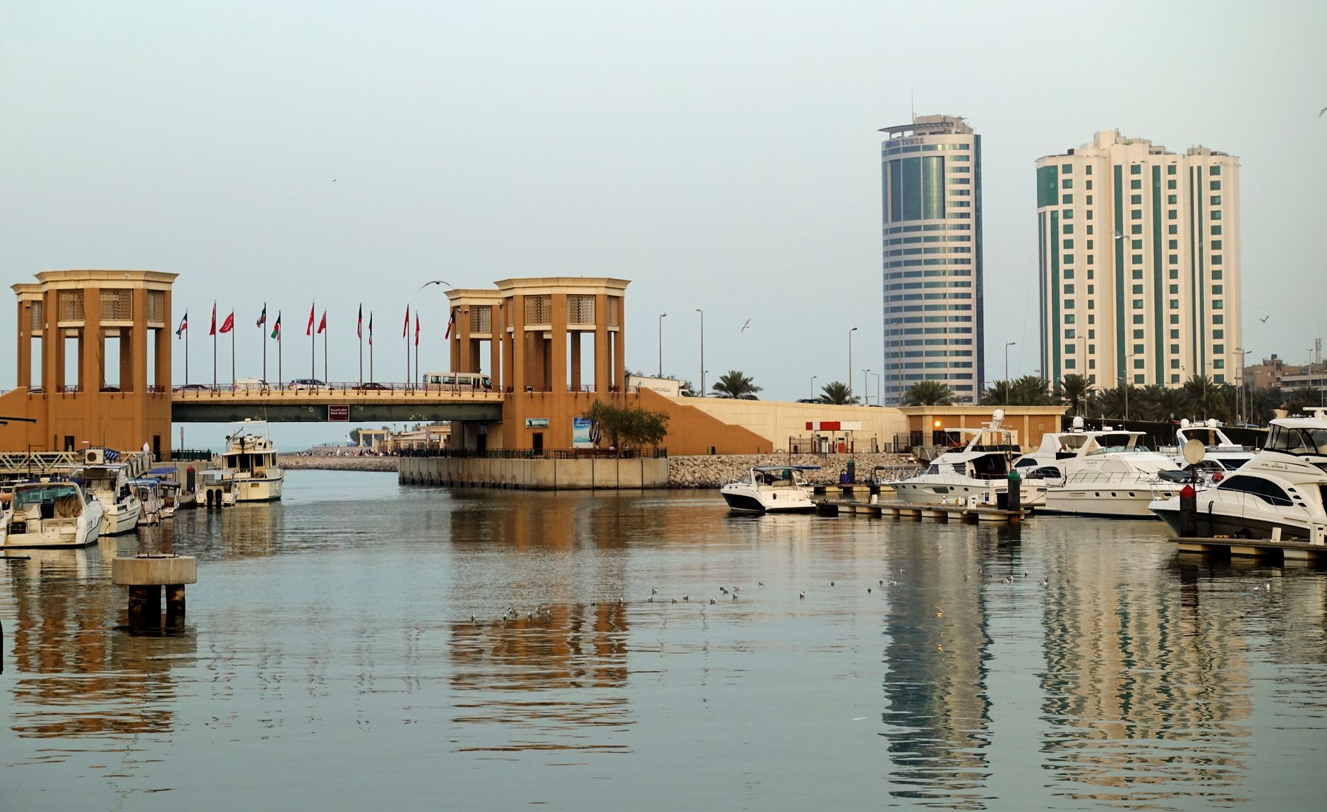 Al Fateh Grand Mosque and Manama skyline at dusk, Bahrain