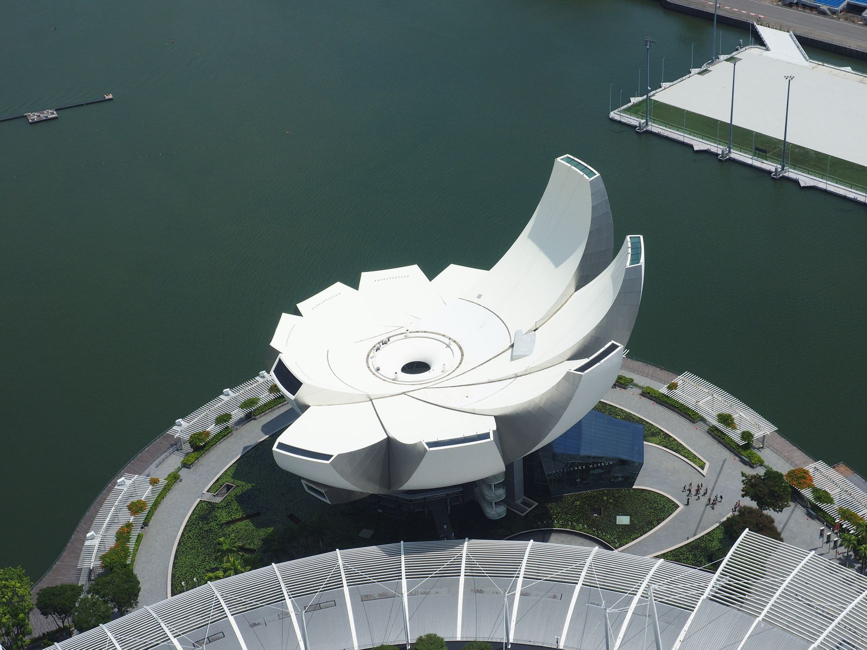 Marina Bay Sands and city skyline in Singapore